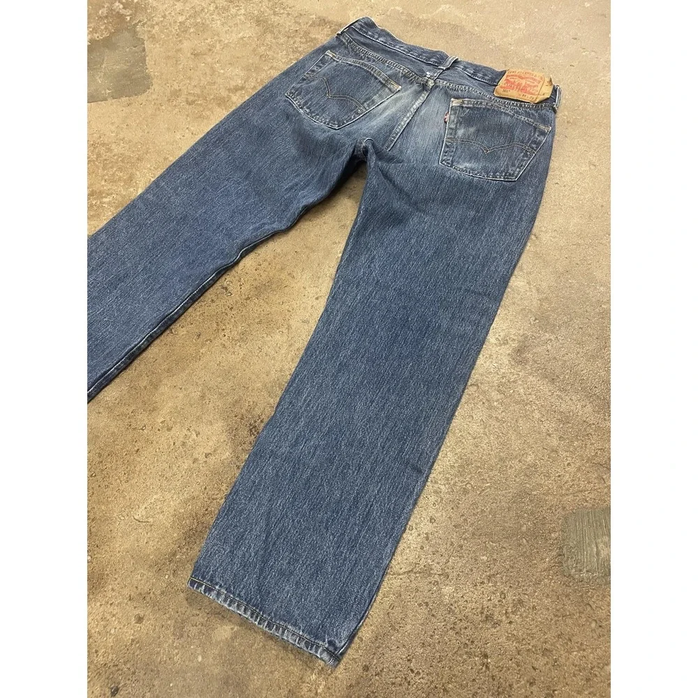 Levis‎ 501 Jeans Mens 34x29 Medium Wash Blue Denim Straight Leg Button Fly